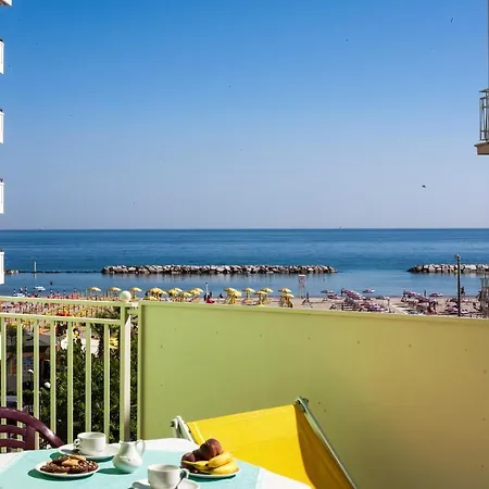 Aparthotel Beach Residence