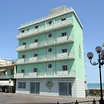 Aparthotel Beach Residence