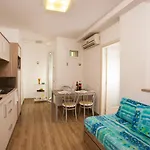Aparthotel Beach Residence 4*
