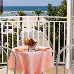 Aparthotel Beach Residence Gabicce Mare