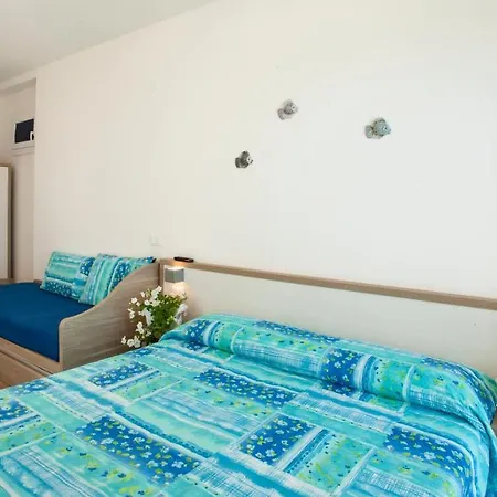 Aparthotel Beach Residence 4*