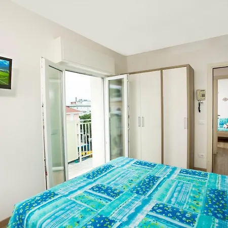 Beach Residence Aparthotel 4*