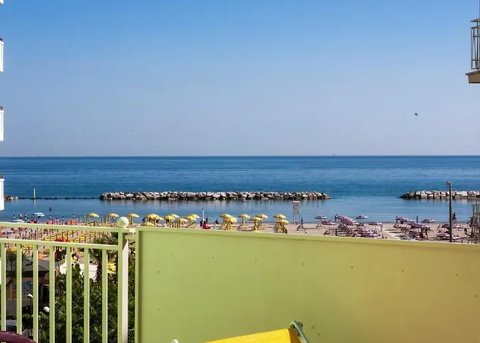 Aparthotel Beach Residence