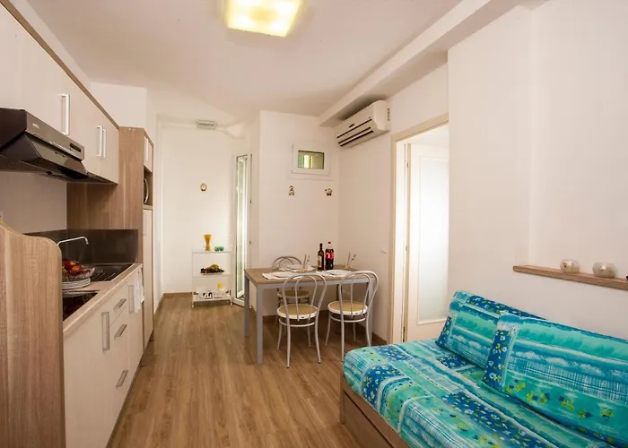 Aparthotel Beach Residence 3*